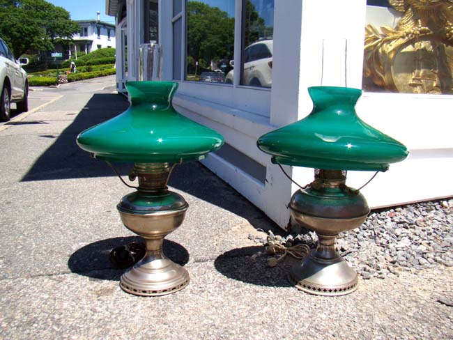 A model no. 9 ALLADIN Lamp made by The Mantle Lamp Co. of America, chicago, Il., circa 1880